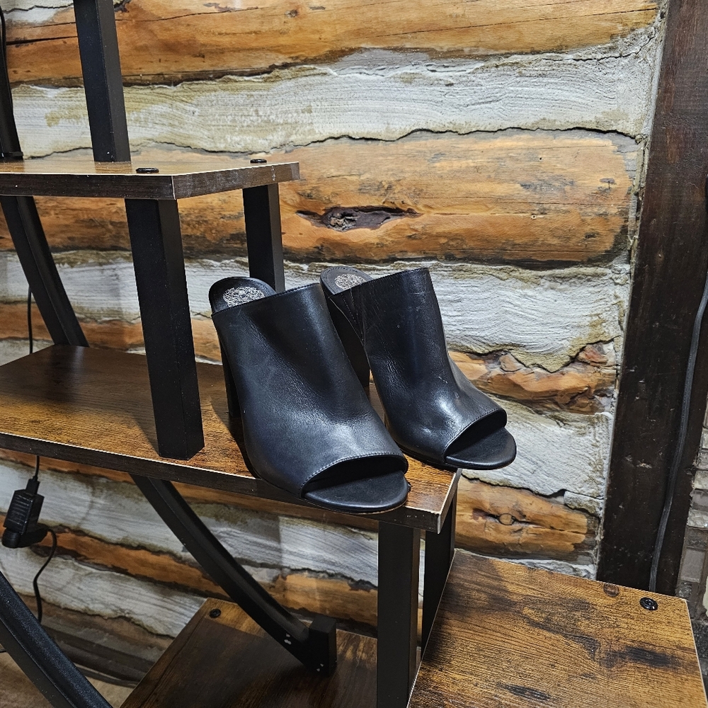 Black Open-Toe Block Heel Mules - Womens - Picture 12 of 14